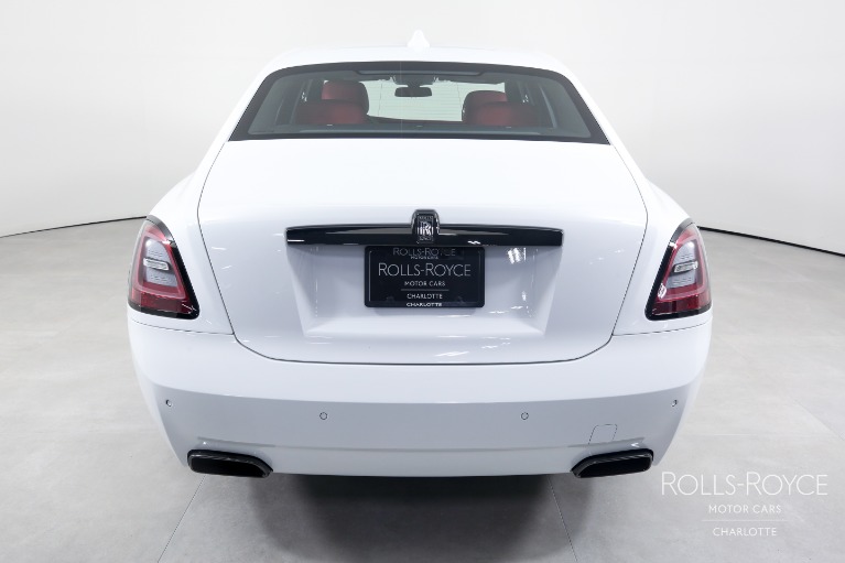 New-2023-Rolls-Royce-Black-Badge-Ghost