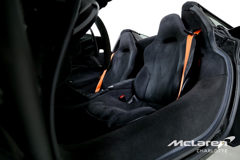 Used-2020-McLaren-720S-Spider-Performance
