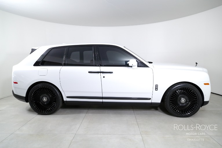 Used-2023-Rolls-Royce-Cullinan