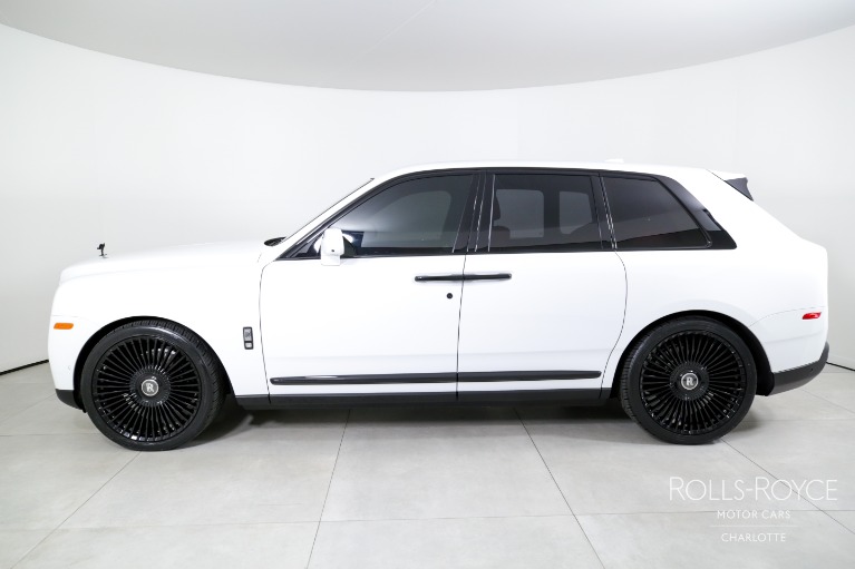 Used-2023-Rolls-Royce-Cullinan