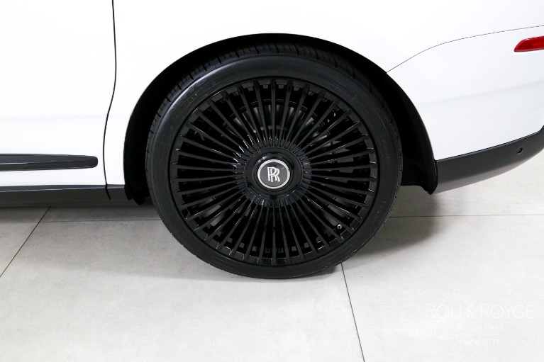 Used-2023-Rolls-Royce-Cullinan