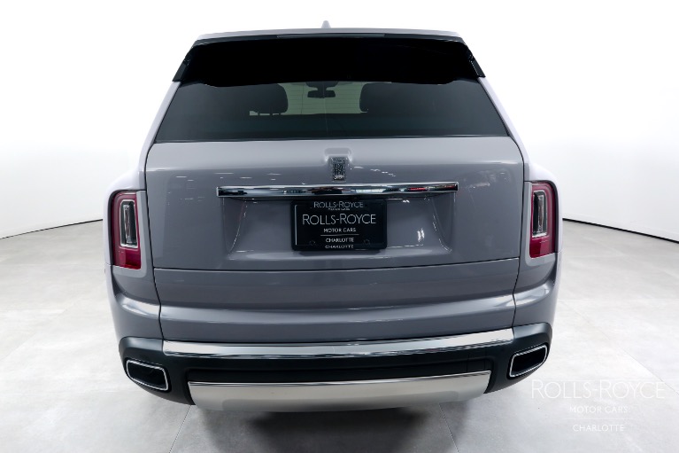 Used-2023-Rolls-Royce-Cullinan
