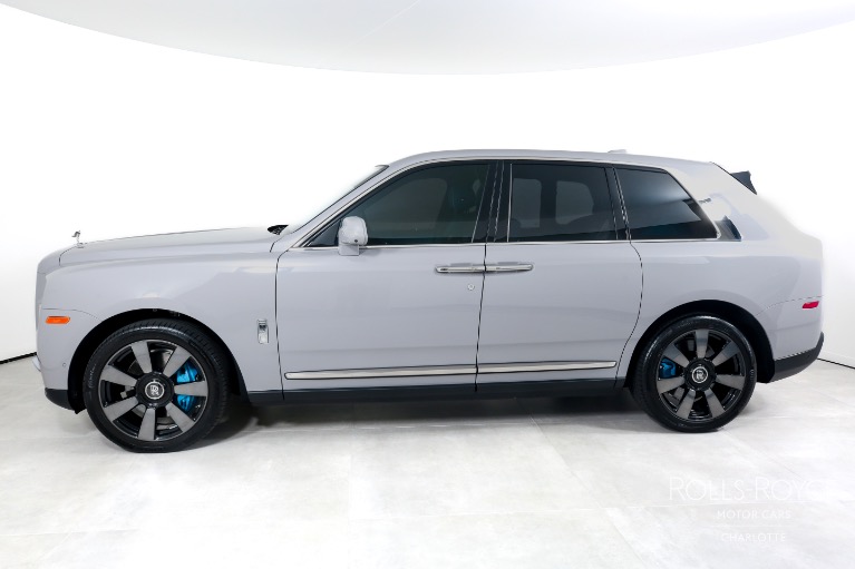 Used-2023-Rolls-Royce-Cullinan