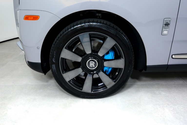 Used-2023-Rolls-Royce-Cullinan