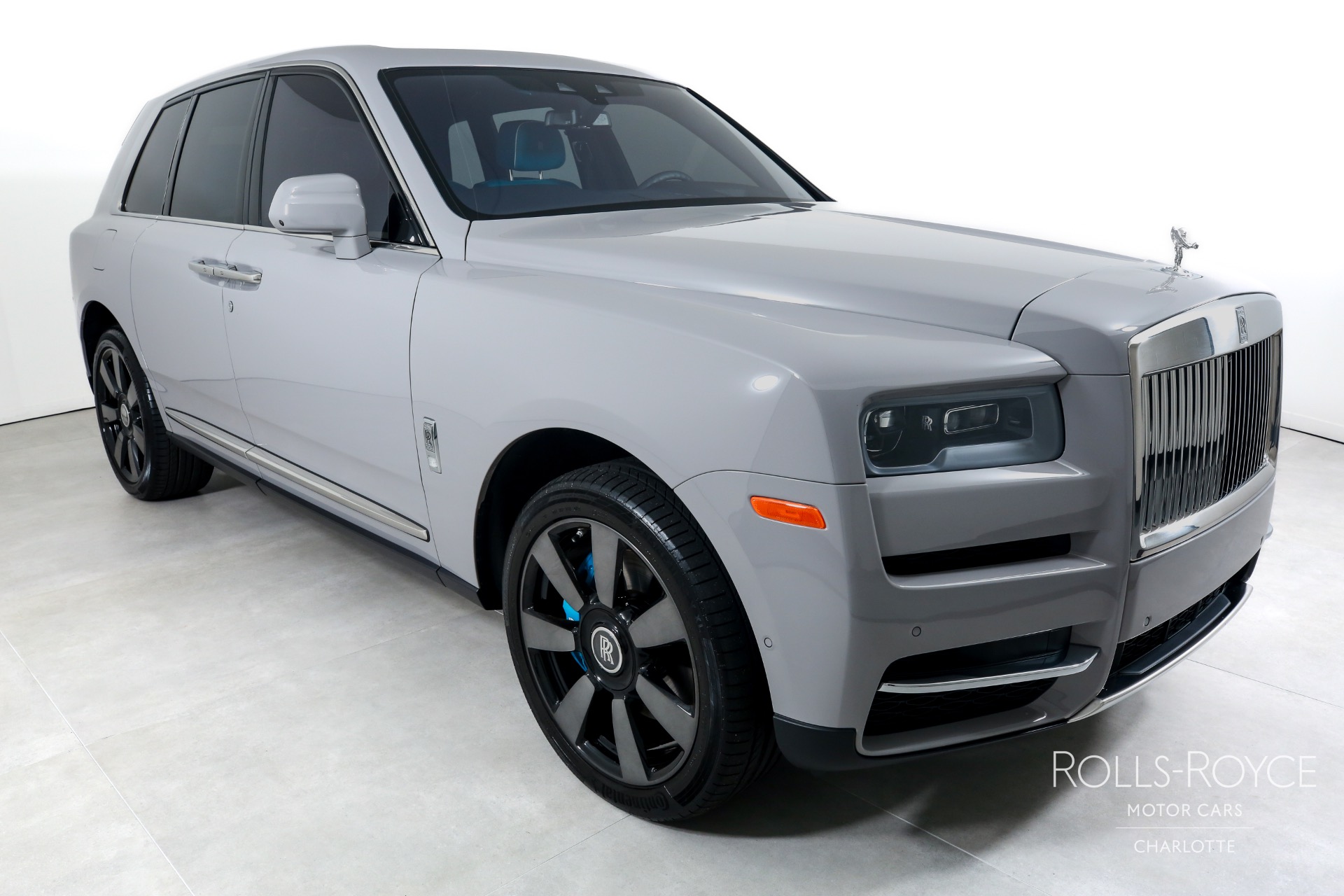 RollsRoyce Phantom Coupe  Front Right View  RollsRoyce Phantom Coupe  Images