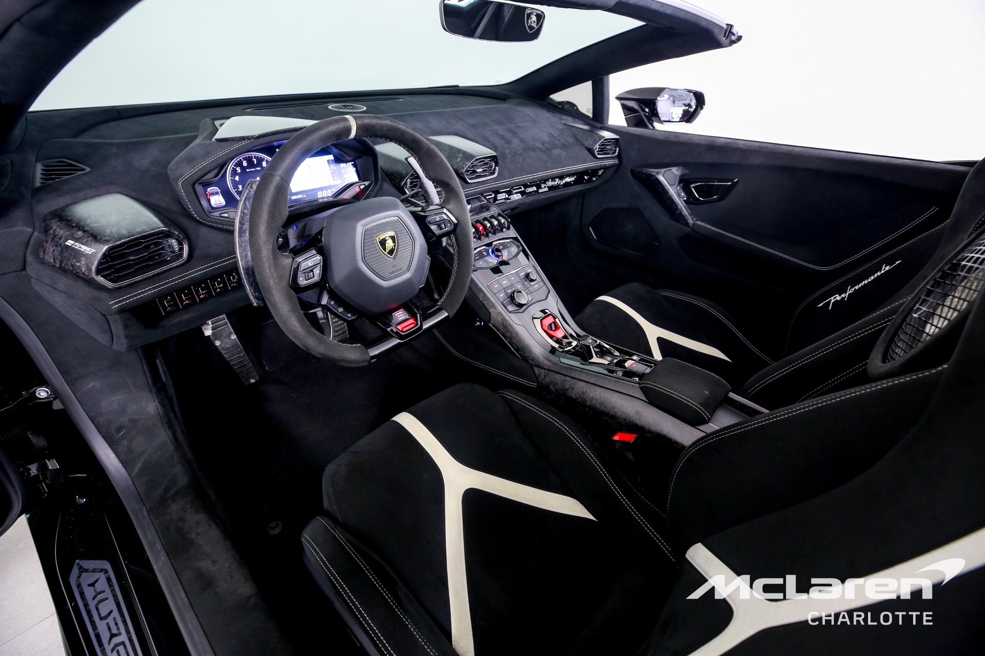 Used 2019 Lamborghini Huracan LP 640-4 Performante Spyder | Charlotte, NC