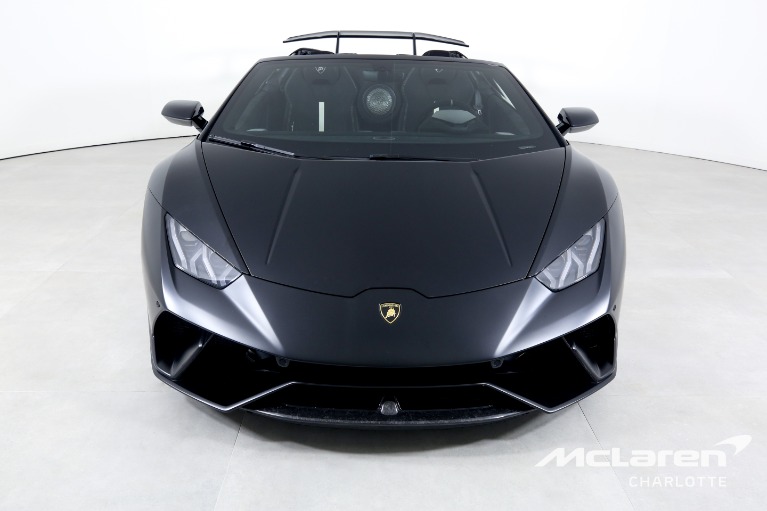 Used-2019-Lamborghini-Huracan-LP-640-4-Performante-Spyder