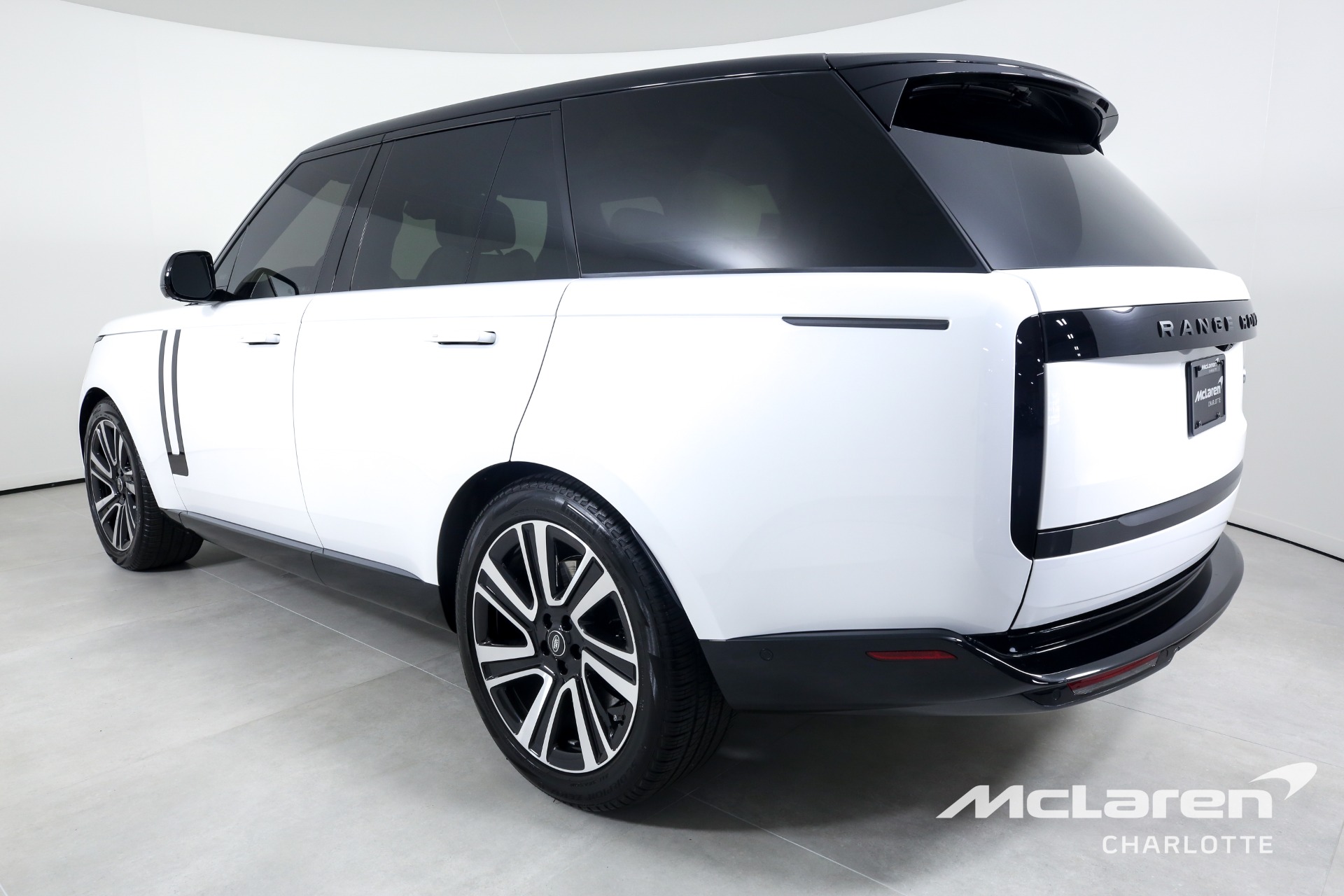Used 2023 Land Rover Range Rover P530 SE | Charlotte, NC