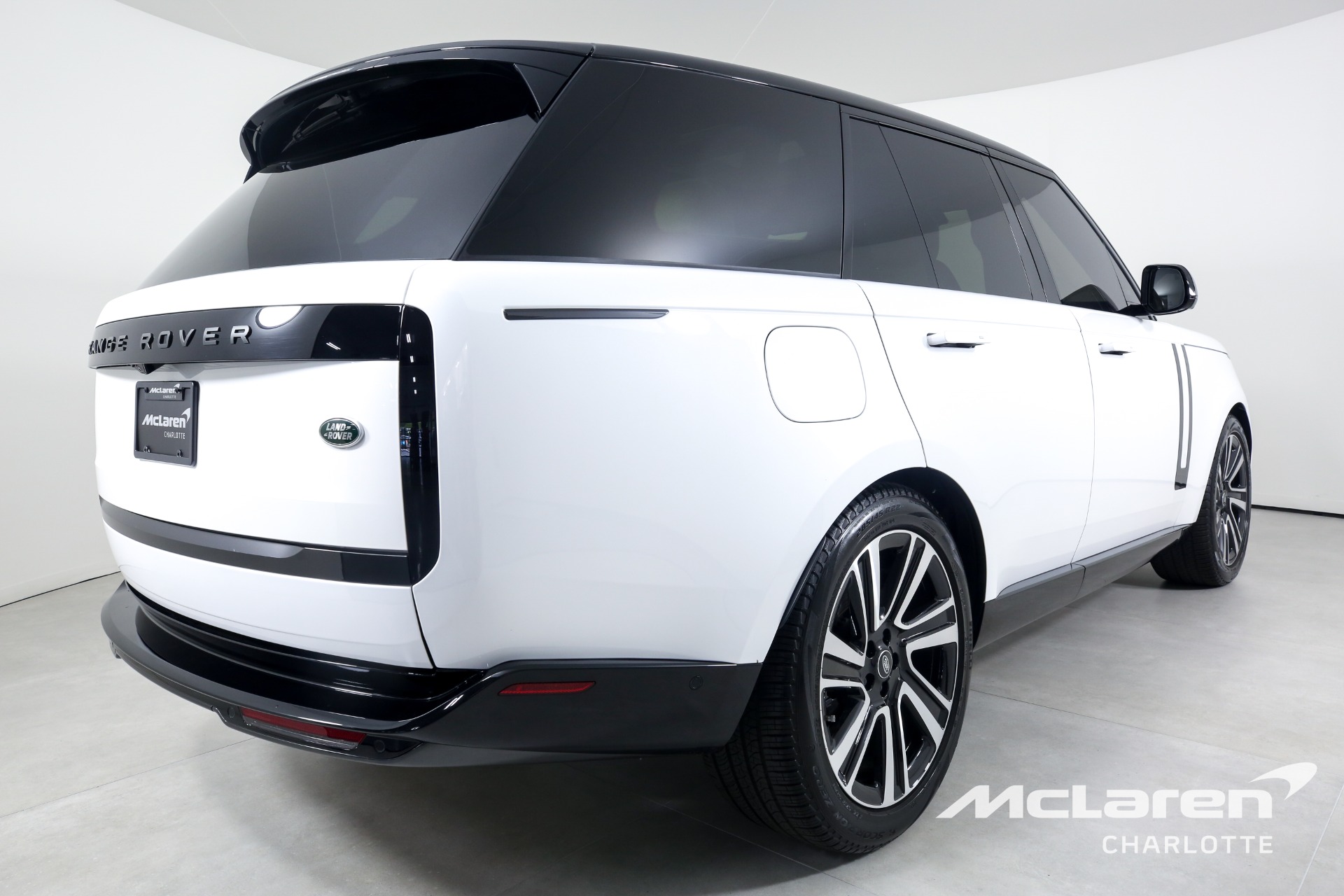Used 2023 Land Rover Range Rover P530 SE | Charlotte, NC