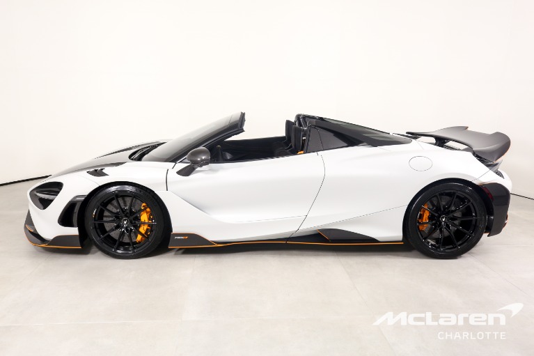 Used-2022-McLaren-765LT-Spider