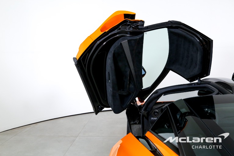 Used-2021-McLaren-765LT