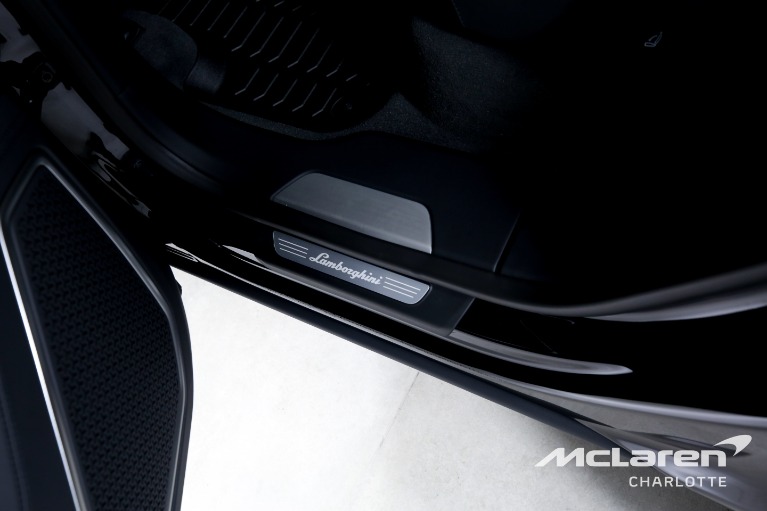 Used-2023-Lamborghini-Urus-S