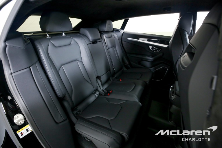 Used-2023-Lamborghini-Urus-S