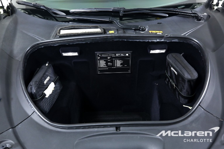 Used-2020-Ferrari-F8-Tributo