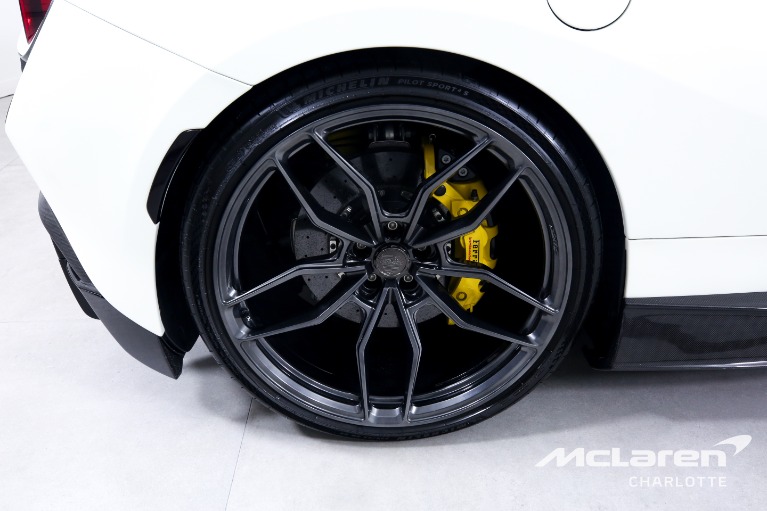 Used-2020-Ferrari-F8-Tributo