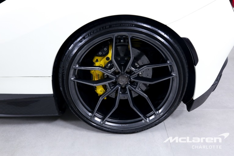 Used-2020-Ferrari-F8-Tributo