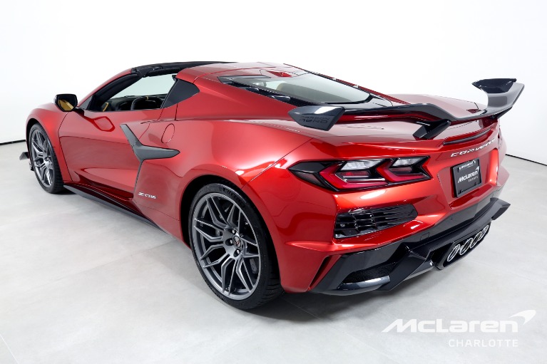 Used-2023-Chevrolet-Corvette-Z06