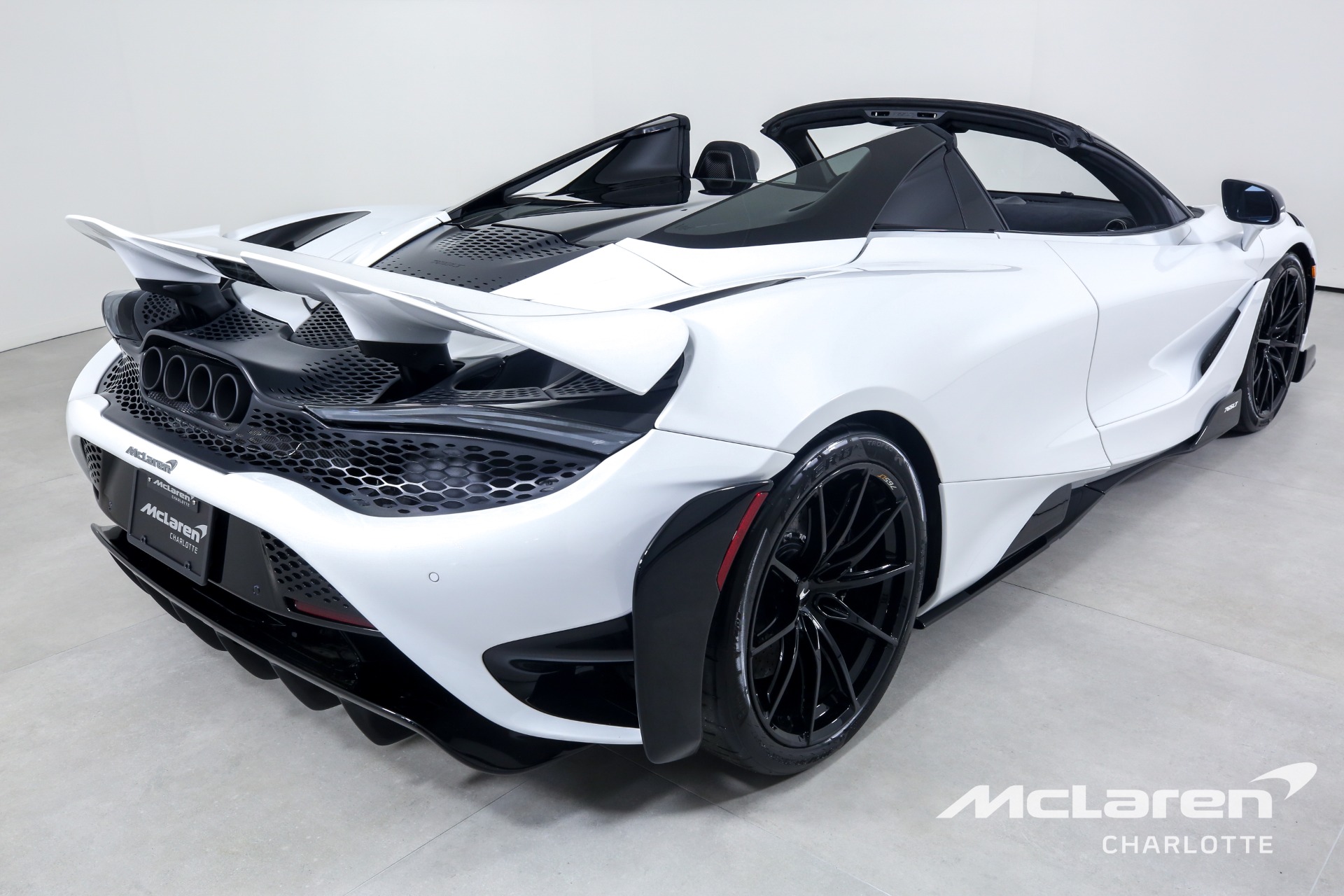 Used 2022 McLaren 765LT Spider | Charlotte, NC