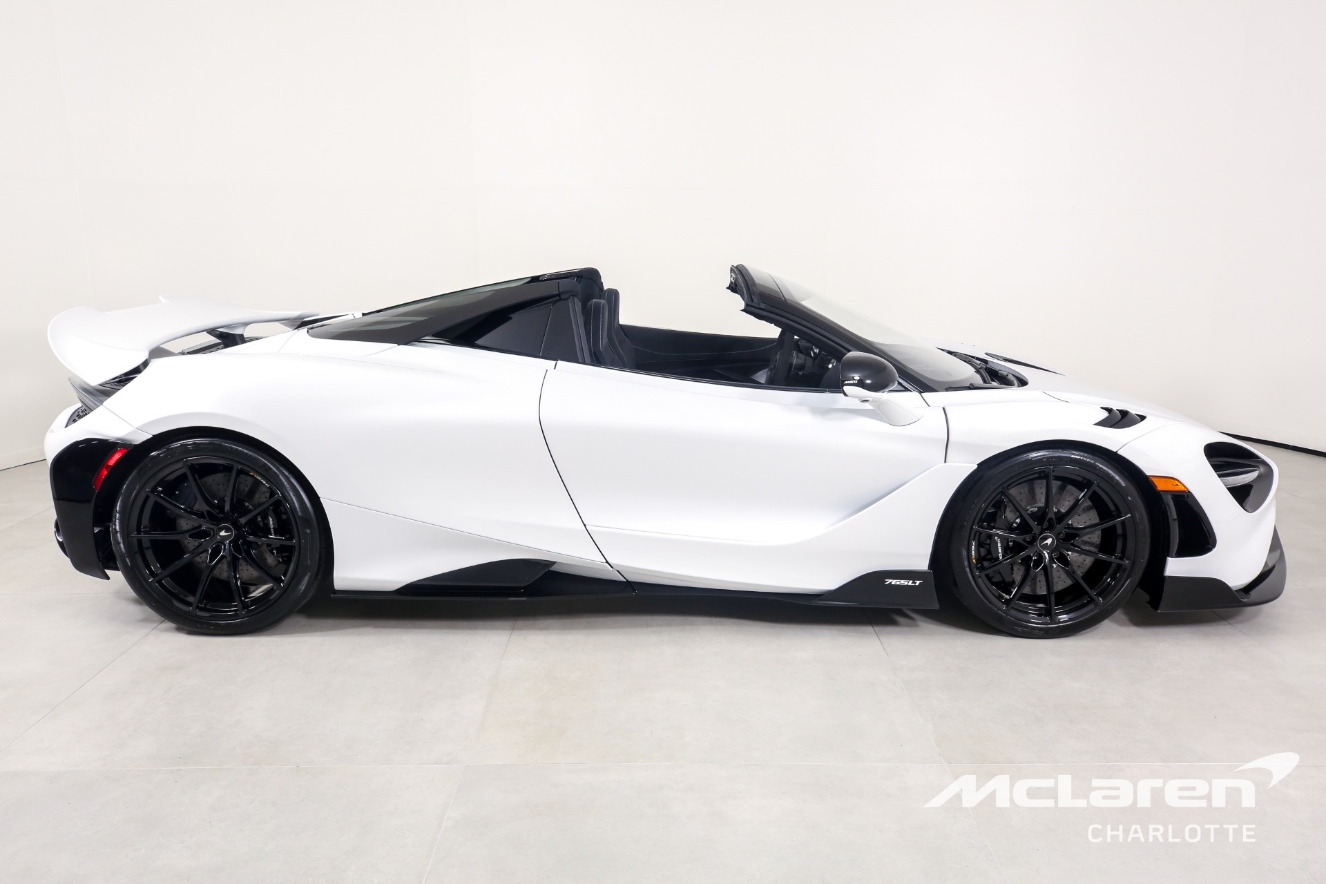 Used 2022 McLaren 765LT Spider | Charlotte, NC