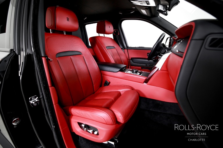 Used-2022-Rolls-Royce-Cullinan