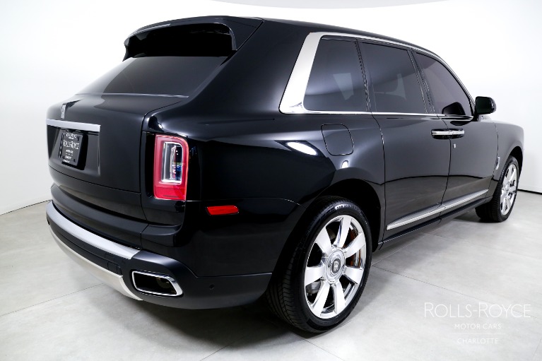Used-2022-Rolls-Royce-Cullinan