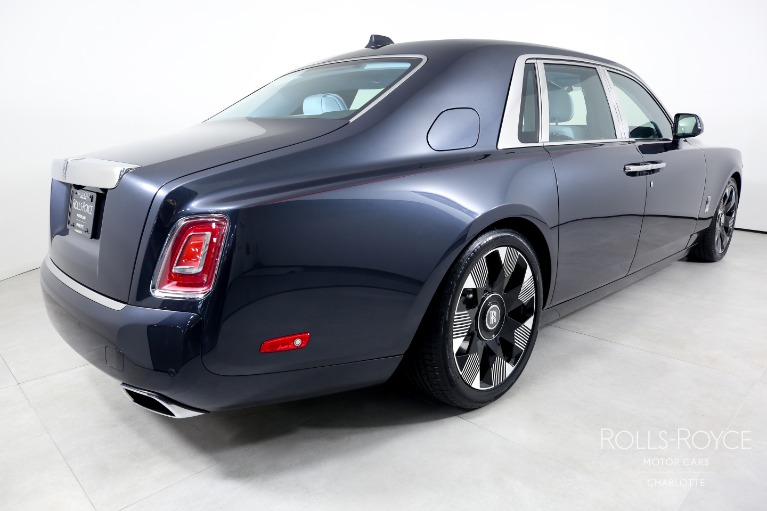 Used-2023-Rolls-Royce-Phantom
