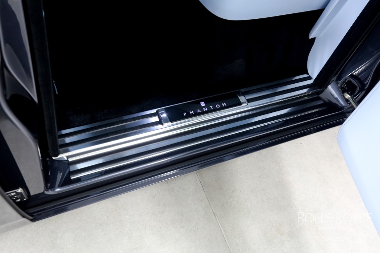 Used-2023-Rolls-Royce-Phantom