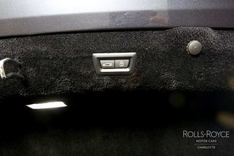Used-2023-Rolls-Royce-Phantom