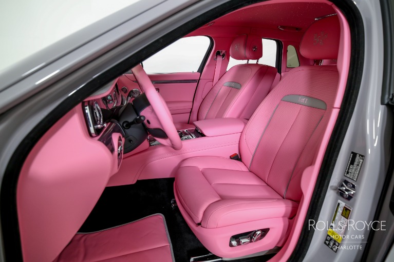 Used-2023-Rolls-Royce-Ghost