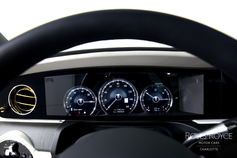 Used-2023-Rolls-Royce-Ghost