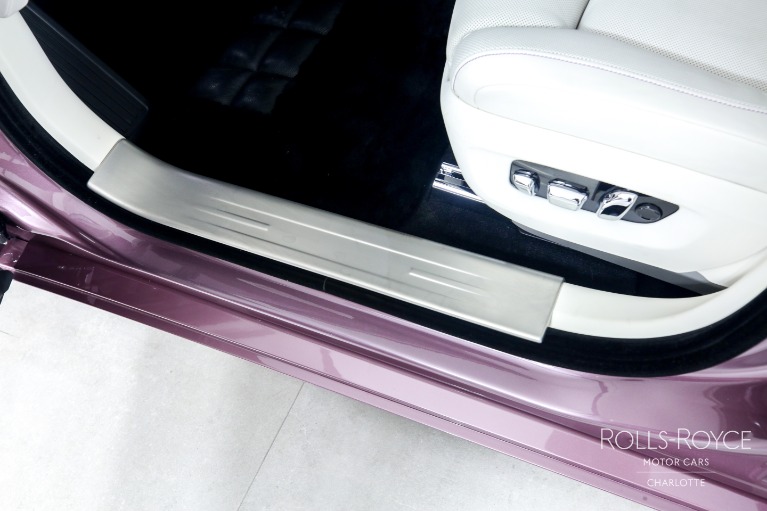 Used-2023-Rolls-Royce-Ghost