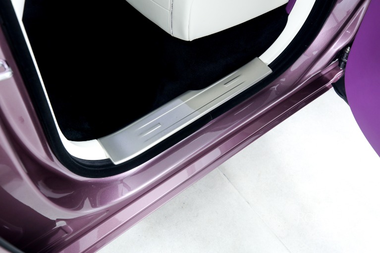 Used-2023-Rolls-Royce-Ghost