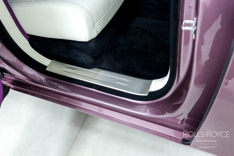Used-2023-Rolls-Royce-Ghost