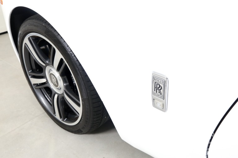 Used-2017-Rolls-Royce-Wraith