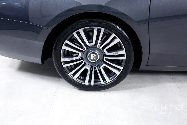 Used-2023-Rolls-Royce-Ghost