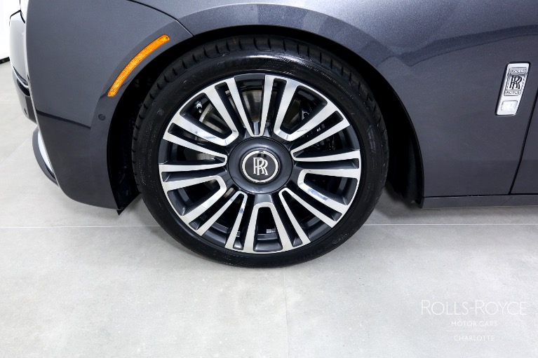 Used-2023-Rolls-Royce-Ghost
