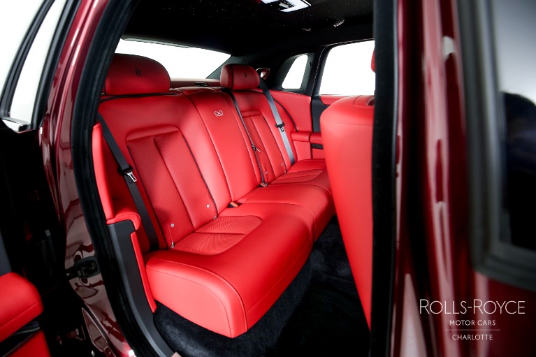 Used-2023-Rolls-Royce-Black-Badge-Ghost