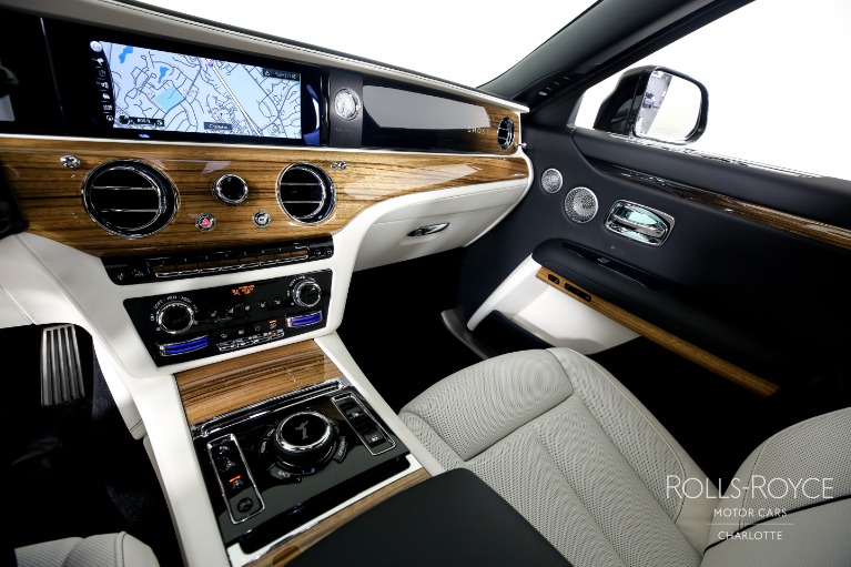 Used-2023-Rolls-Royce-Ghost