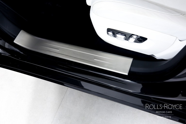 Used-2023-Rolls-Royce-Ghost