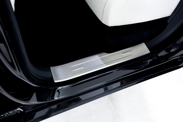 Used-2023-Rolls-Royce-Ghost