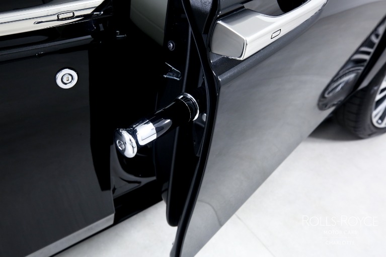 Used-2023-Rolls-Royce-Ghost