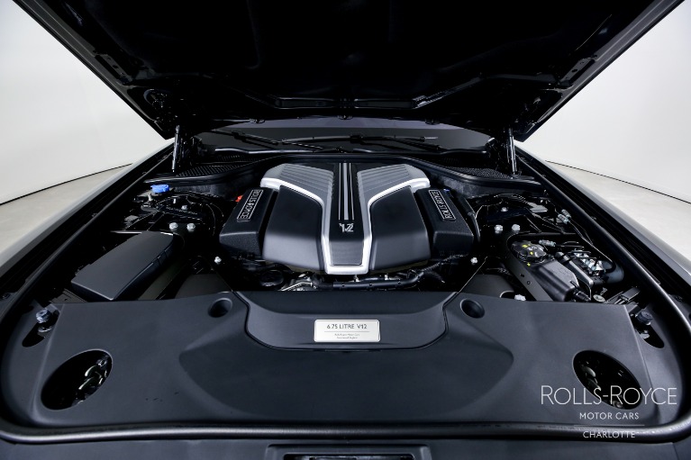 Used-2023-Rolls-Royce-Ghost