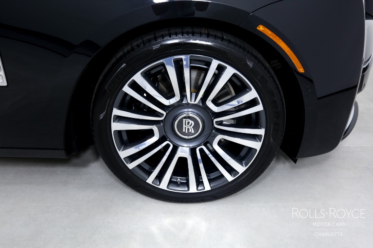 Used-2023-Rolls-Royce-Ghost