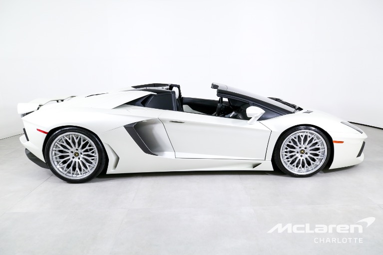 Used-2015-Lamborghini-Aventador-LP-700-4