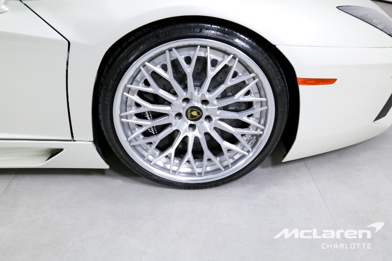Used-2015-Lamborghini-Aventador-LP-700-4