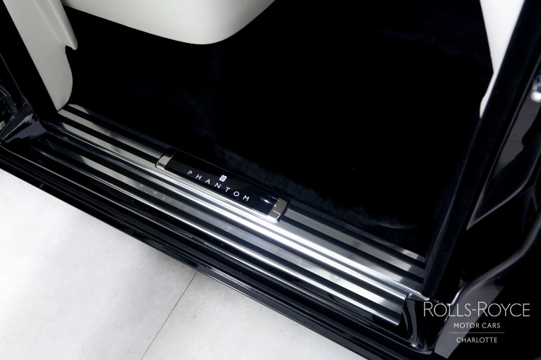 New-2023-Rolls-Royce-Phantom