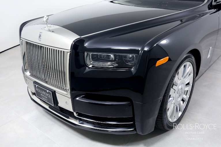 New-2023-Rolls-Royce-Phantom