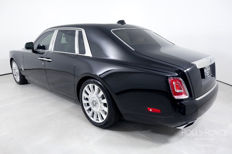 New-2023-Rolls-Royce-Phantom