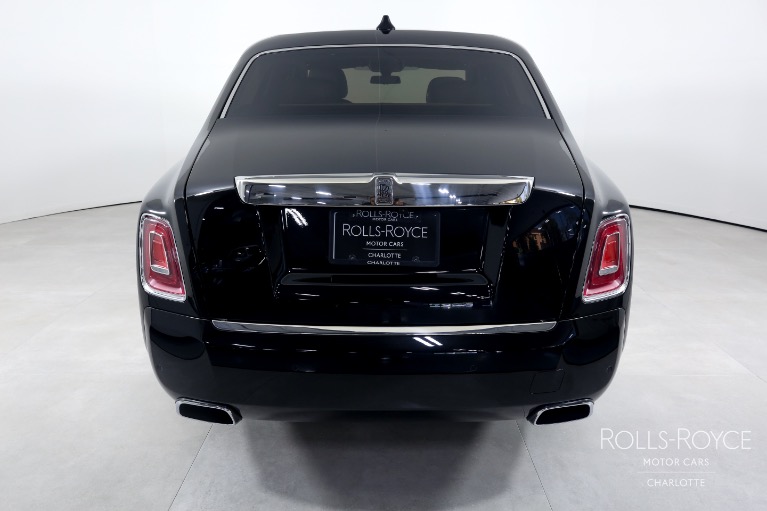 New-2023-Rolls-Royce-Phantom