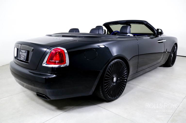 Used-2018-Rolls-Royce-Black-Badge-Dawn